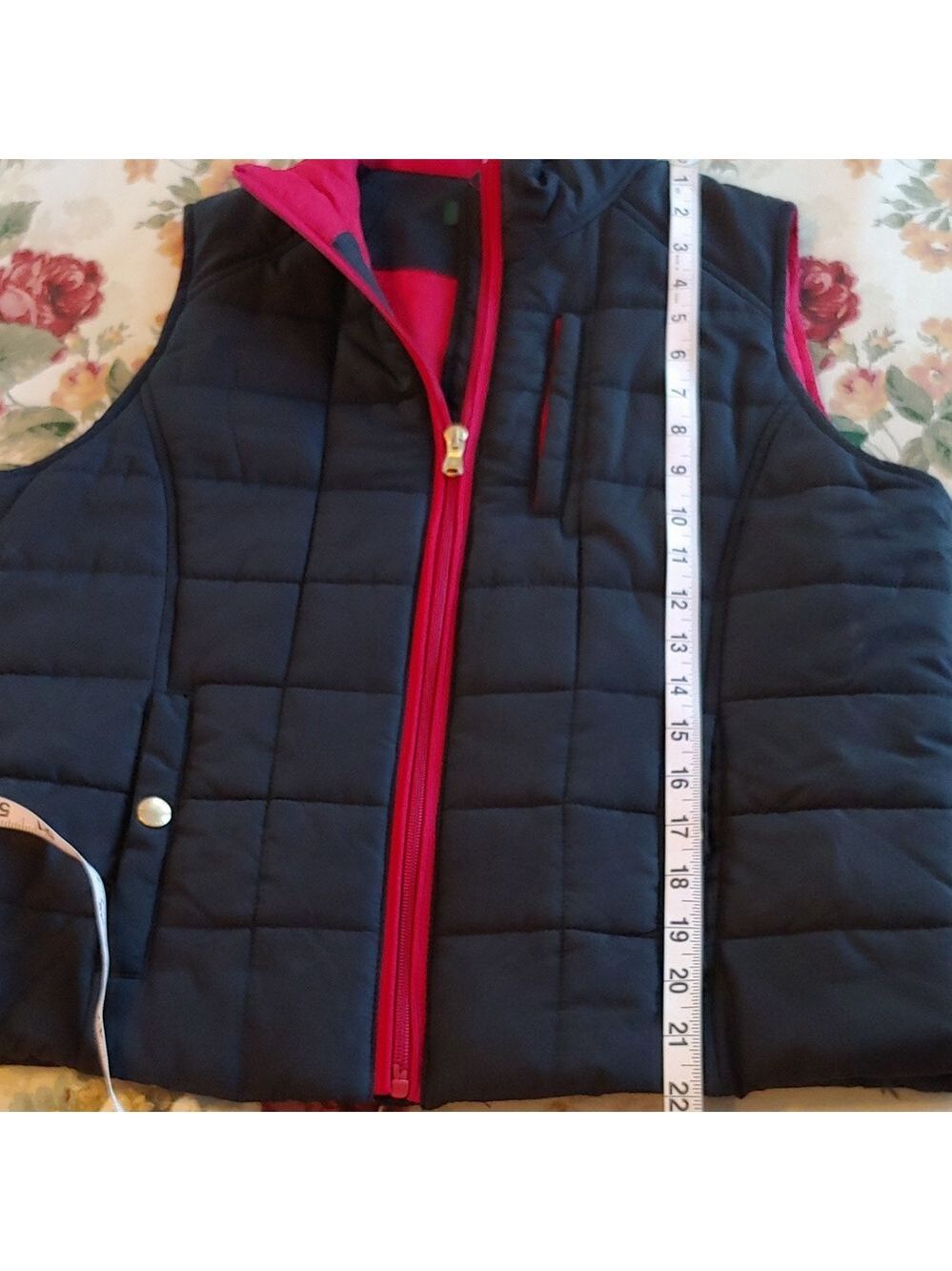Lauren Ralph Lauren Red and Black Quilted Puffer Vest Women's Petite Large - Picture 11 of 15